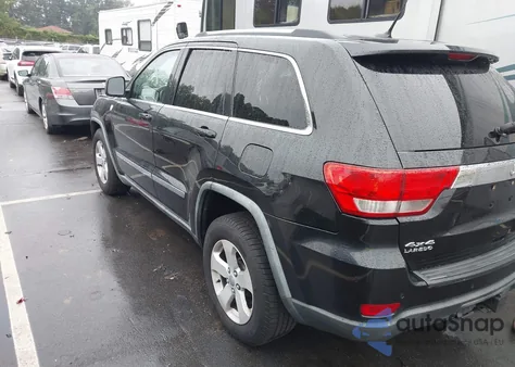 2011 Jeep Grand Cherokee Laredo z USA, uszkodzony, nr VIN 1J4RR4GG2BC527623